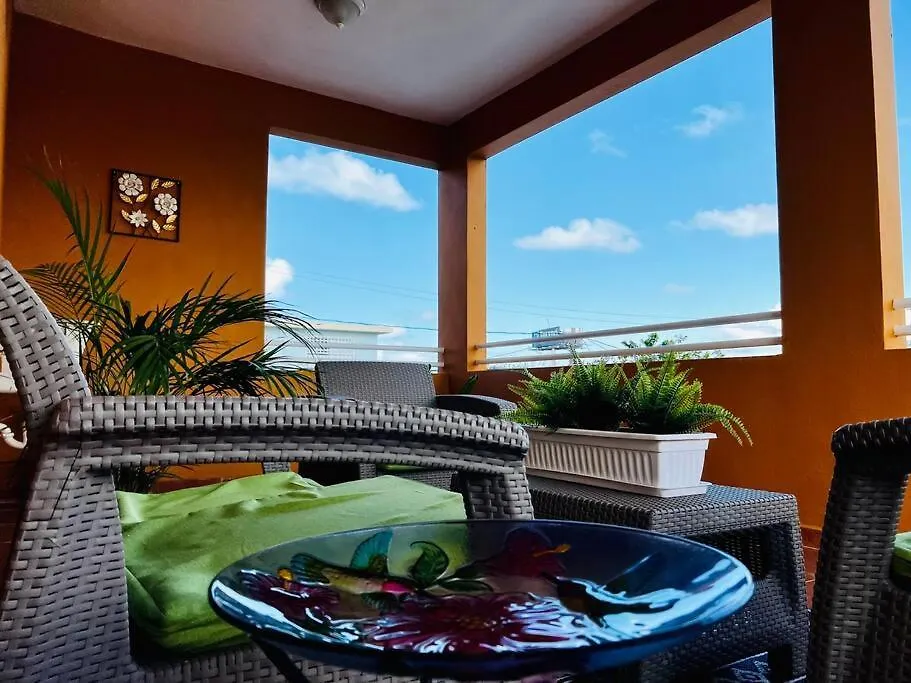 Bluebreeze - Cozy Apartment Near Airport سان خوان